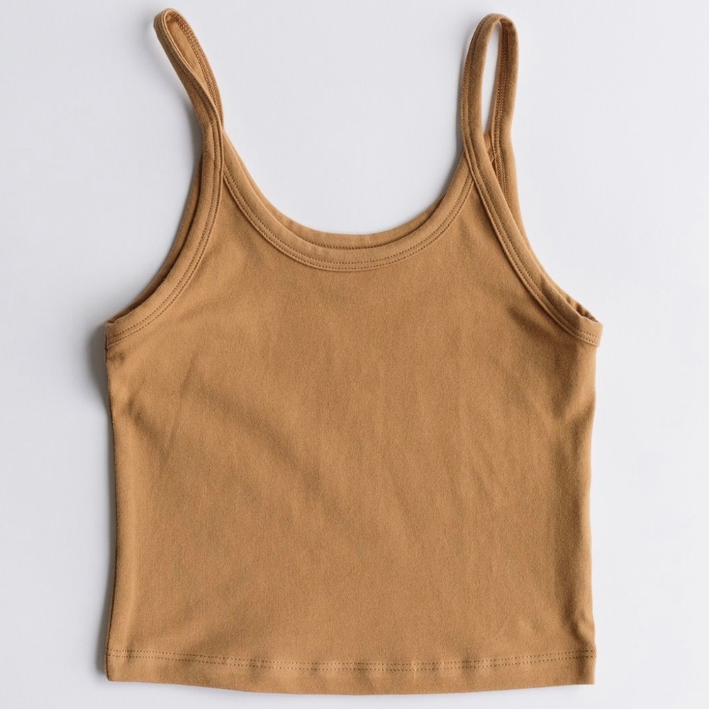 Arq Crop Tank